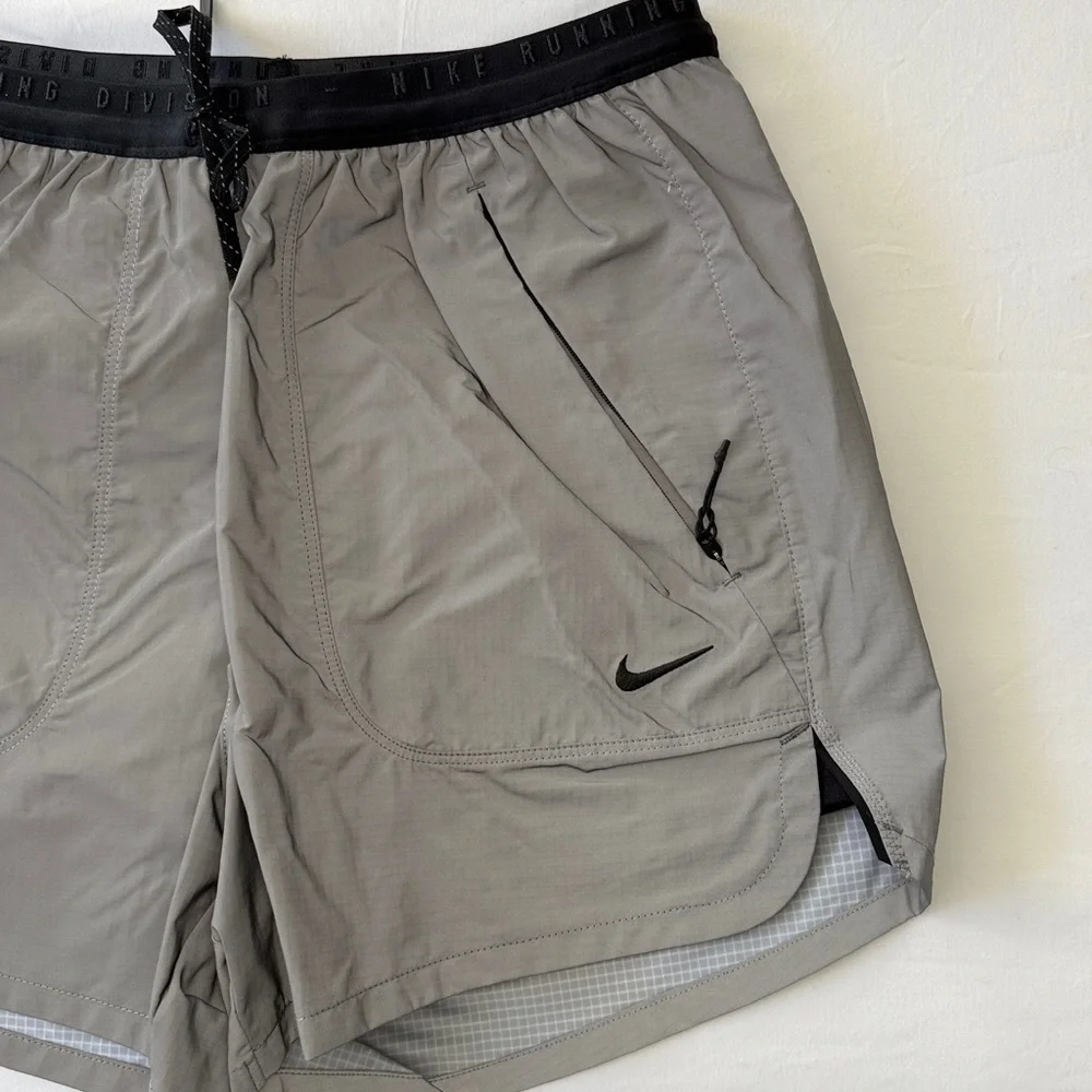 Nike Men’s Dri-Fit 4” Reflect 2 in 1 Short